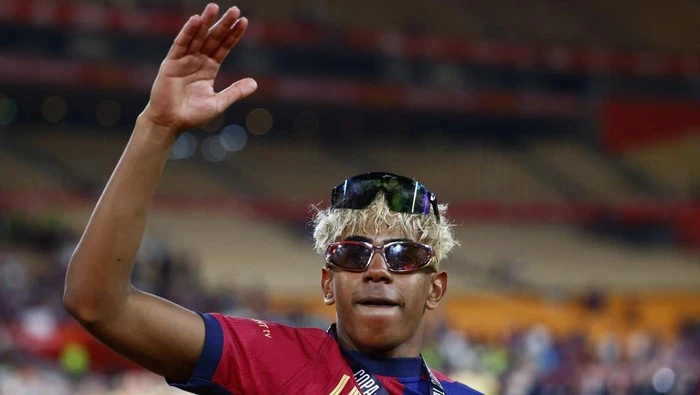 'Lamine Yamal Layak Pakai Nomor 10 Barcelona'